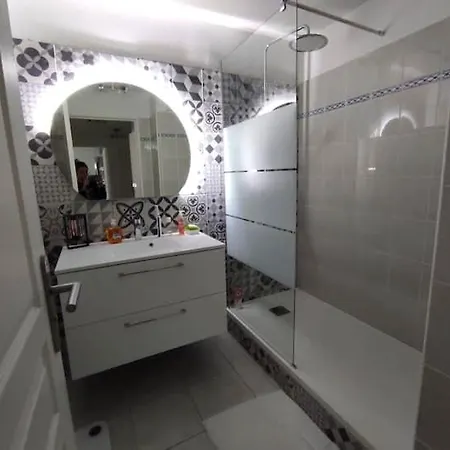 Cosy Dans Avec Piscine Lägenhet